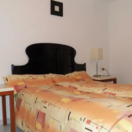 Coastside Apartment, Amarilla Bay Apartament *